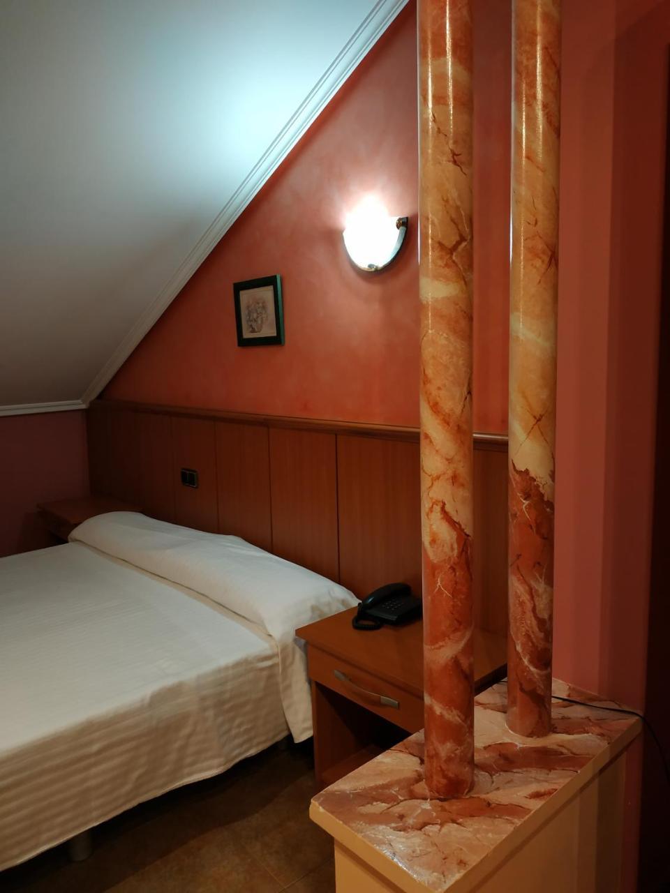 Hotel Real De Castilla 토르데실라 외부 사진
