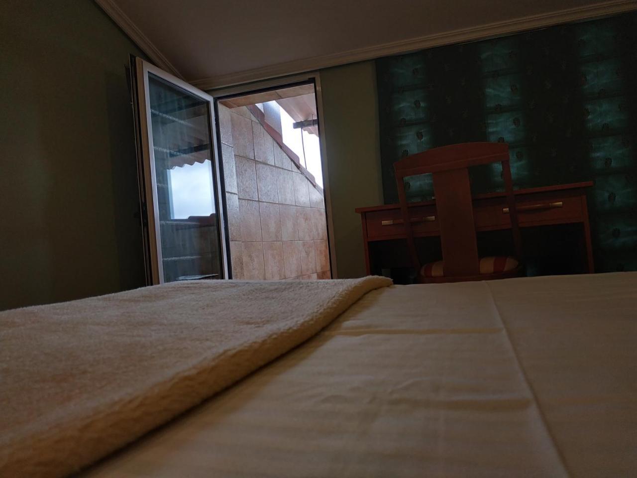 Hotel Real De Castilla 토르데실라 외부 사진